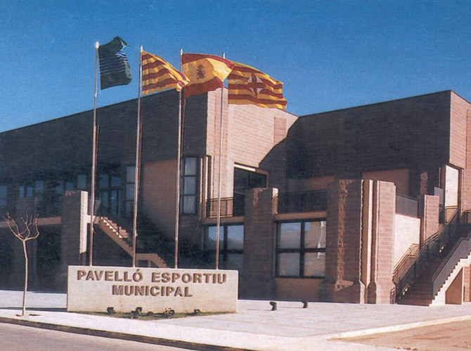 Pavelló-esportiu-d'Abrera.jpg