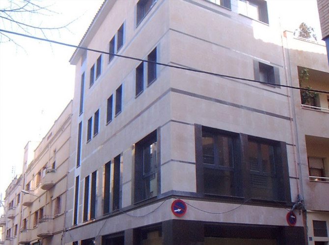 Habitatge-unifamiliar-en-testera-a-Granollers.jpg